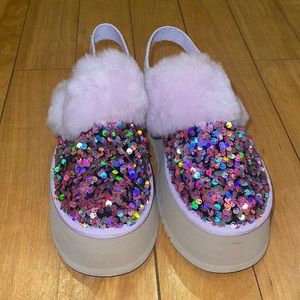 Uggs platform sandals